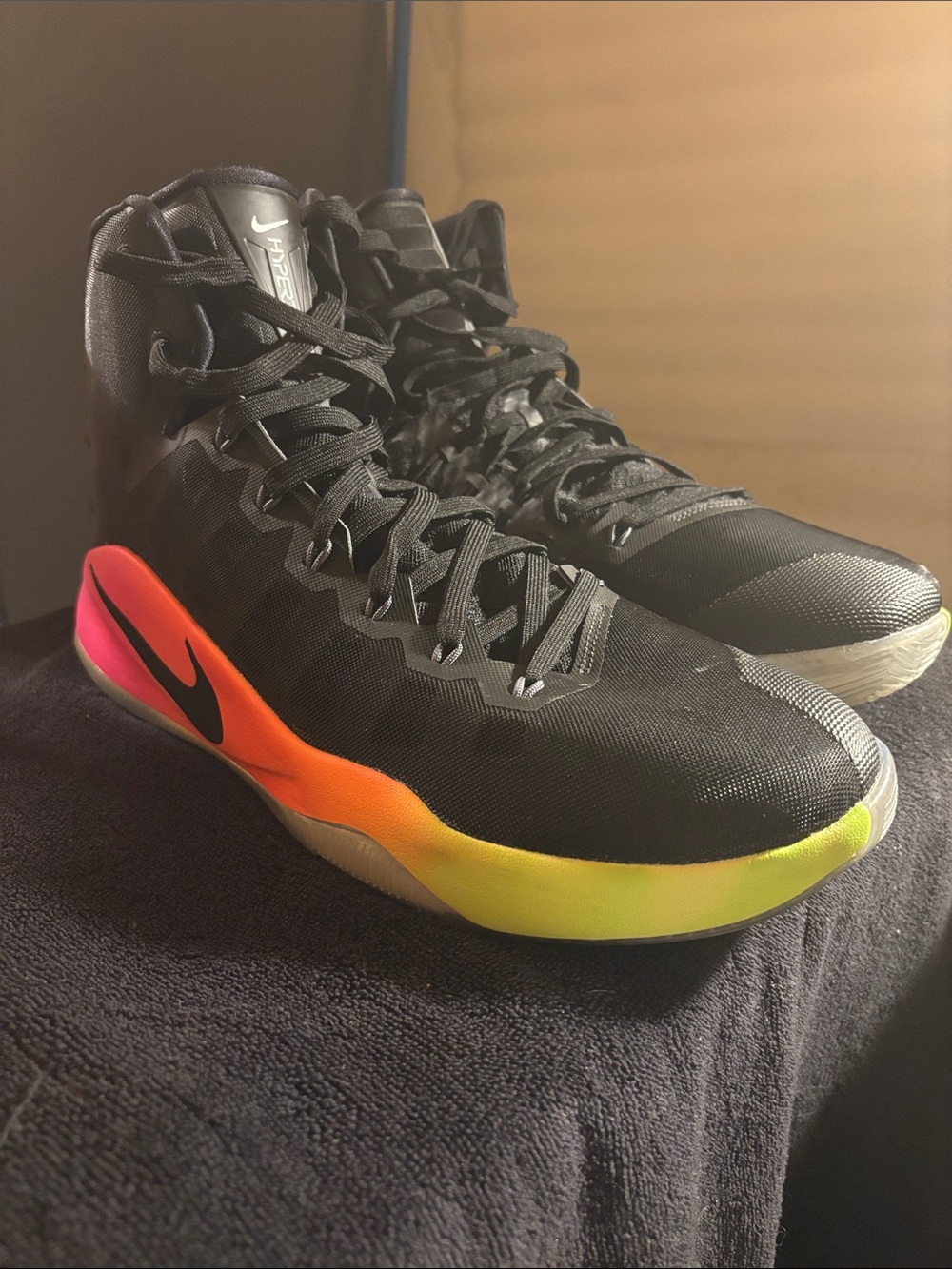 Nike Men’s Black High-Top Athletic Shoes with Orange-Pink-Yellow Gradient